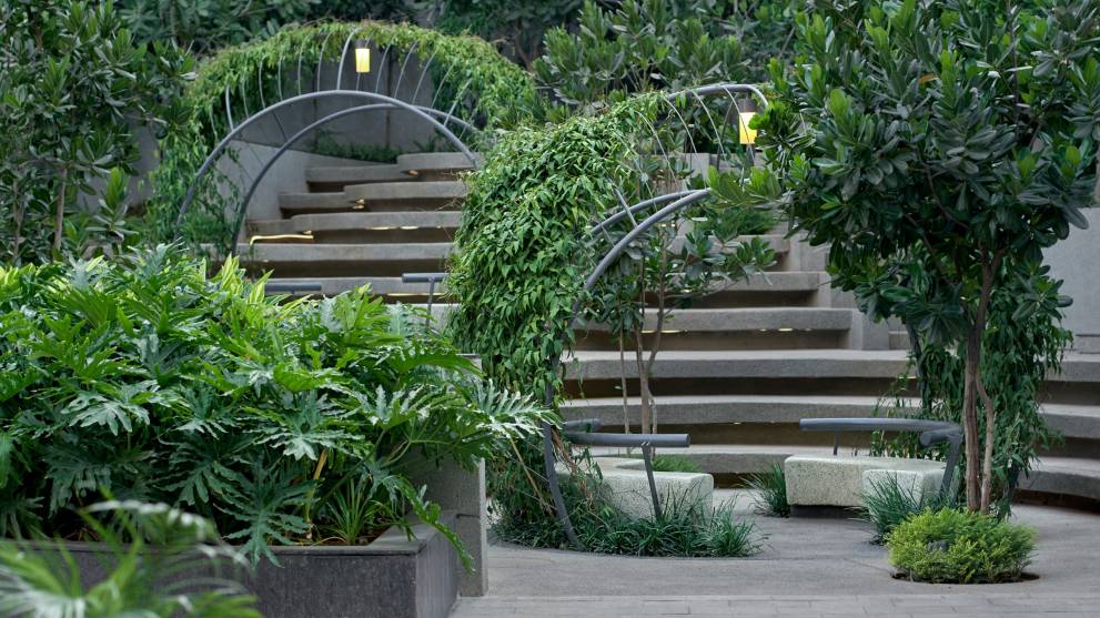 SMALL SPACES IN CORPORATE SETTINGS