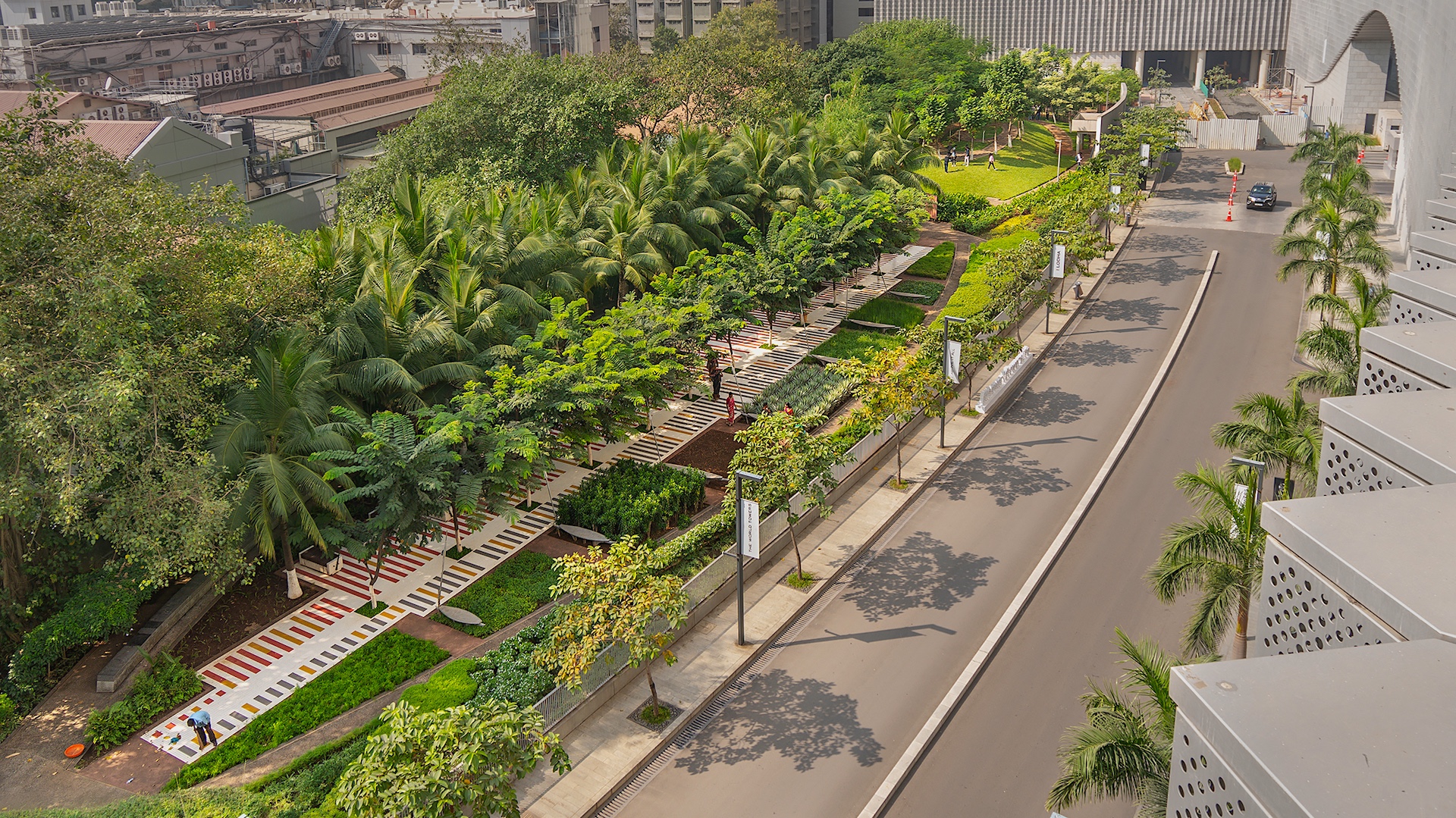 LINEAR PARK
