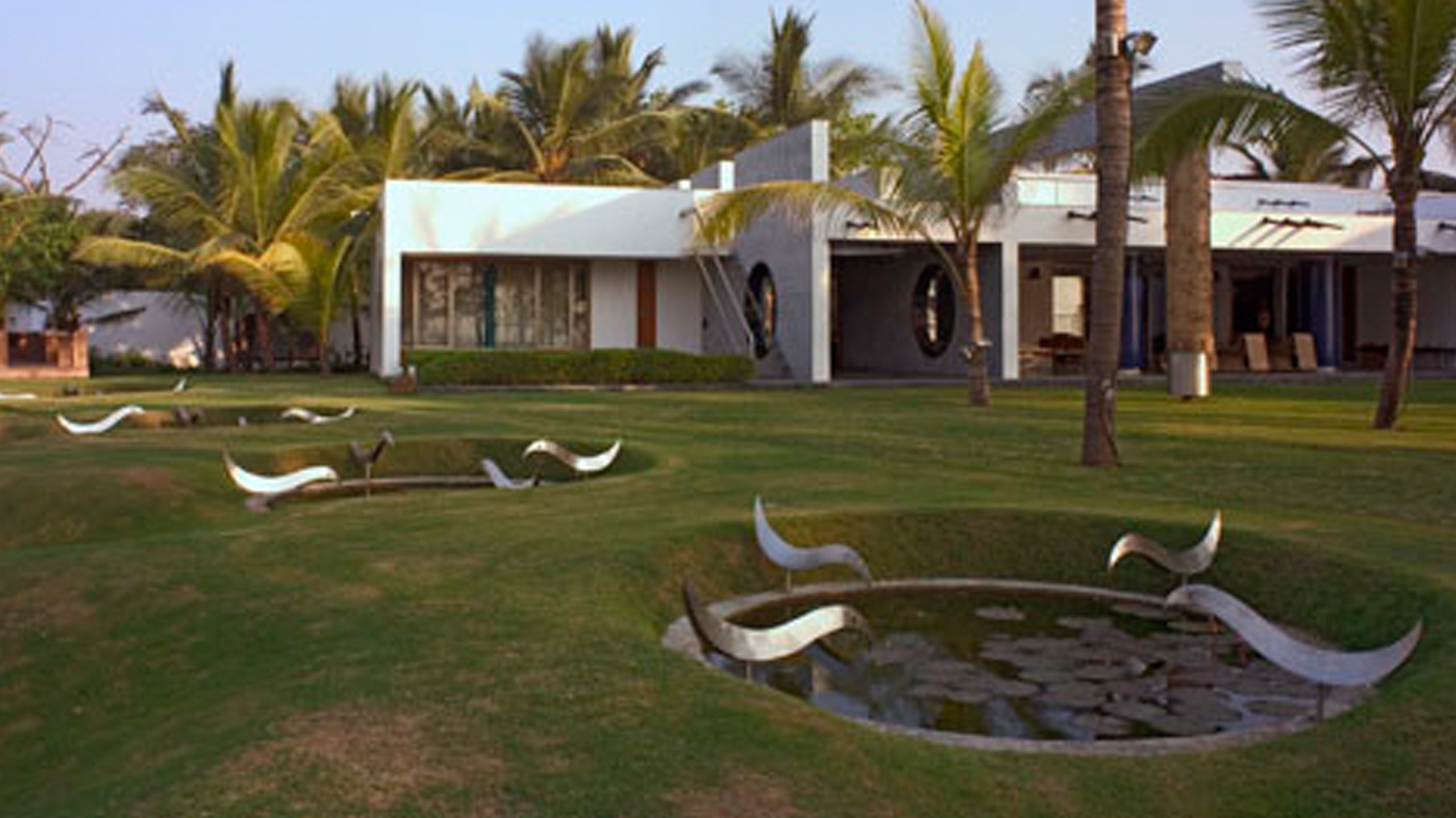 A BEACH HOUSE 