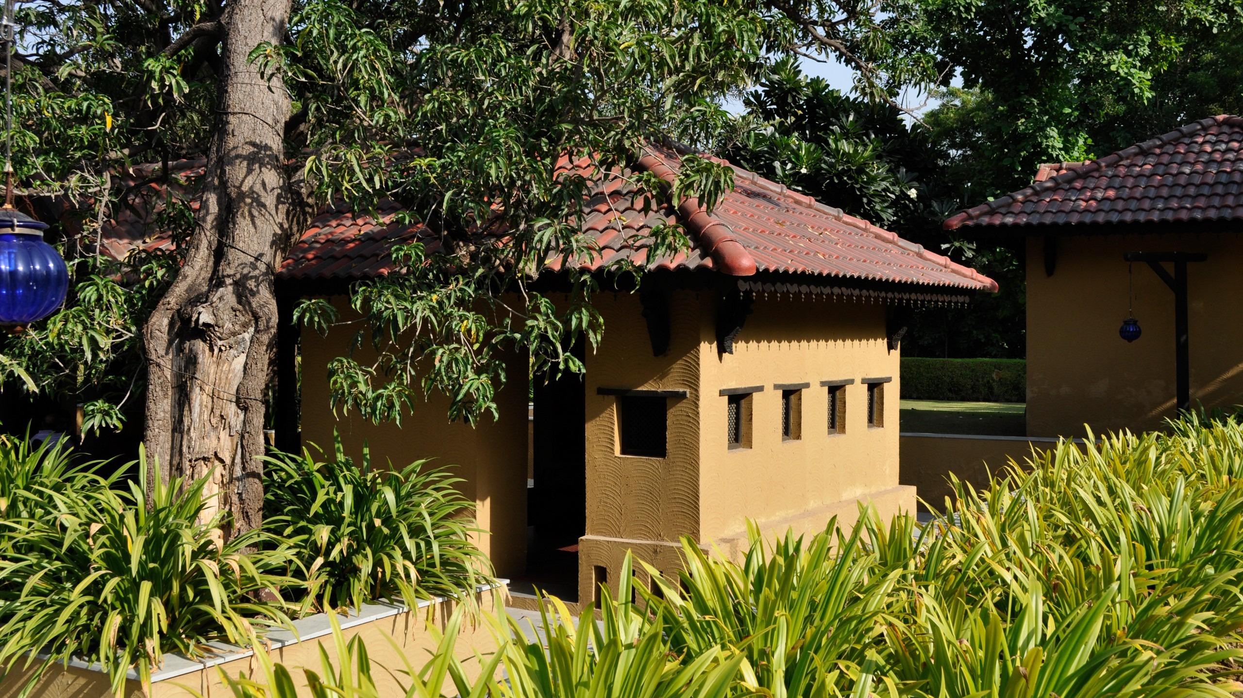 MUD HOUSE